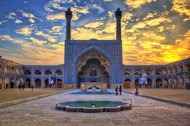 یونسکو تحرکات پیرامون مسجد جامع اصفهان را دنبال می‌کند